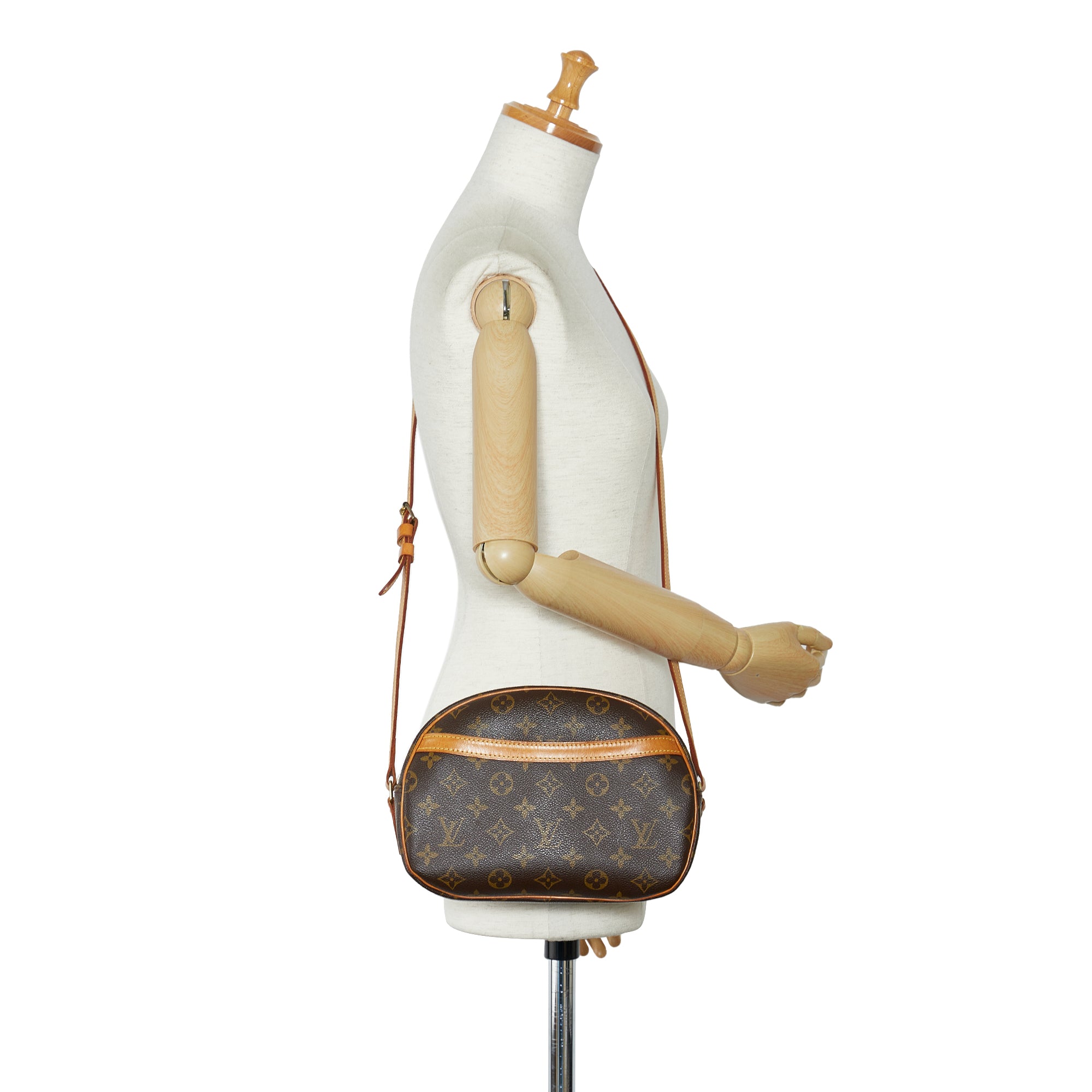 Louis Vuitton Blois Handbag Monogram Canvas Brown 2228916